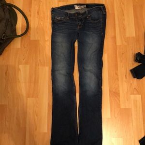 Hollister jeans